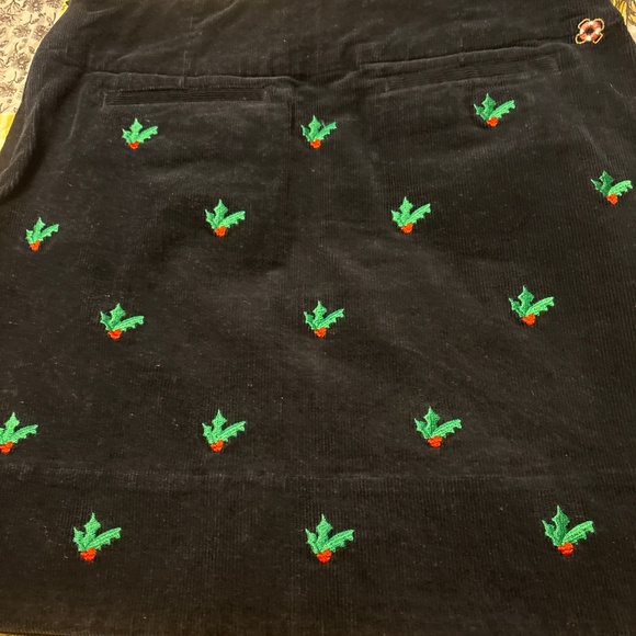 Castaway Christmas skirt - Picture 6 of 6